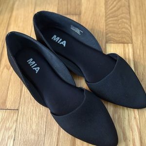 MIA Black Flats